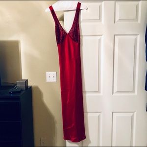 Oscar de la renta pink label nightgown